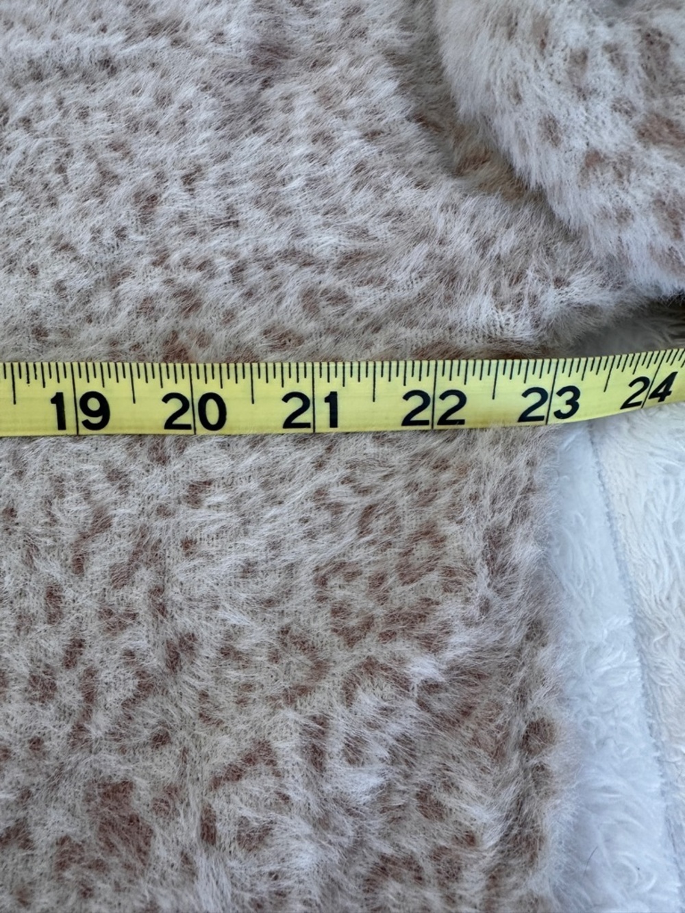 Chico's Fuzzy Mock Neck Leopard Print  Tunic Sweater in Camel Size 2 - Picture 5 of 6